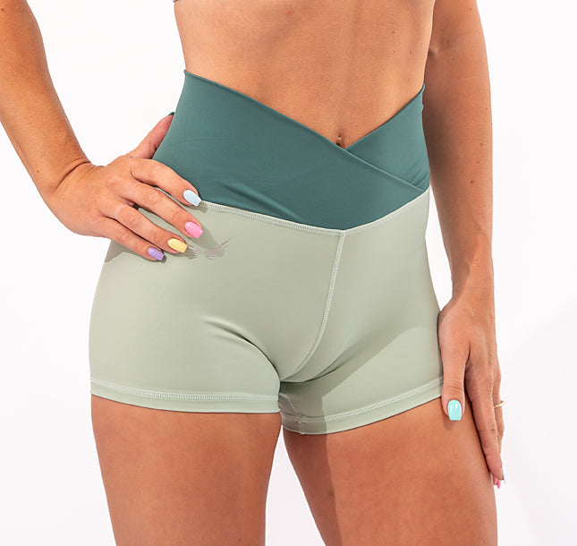 NKD V Shorts -Jade Green