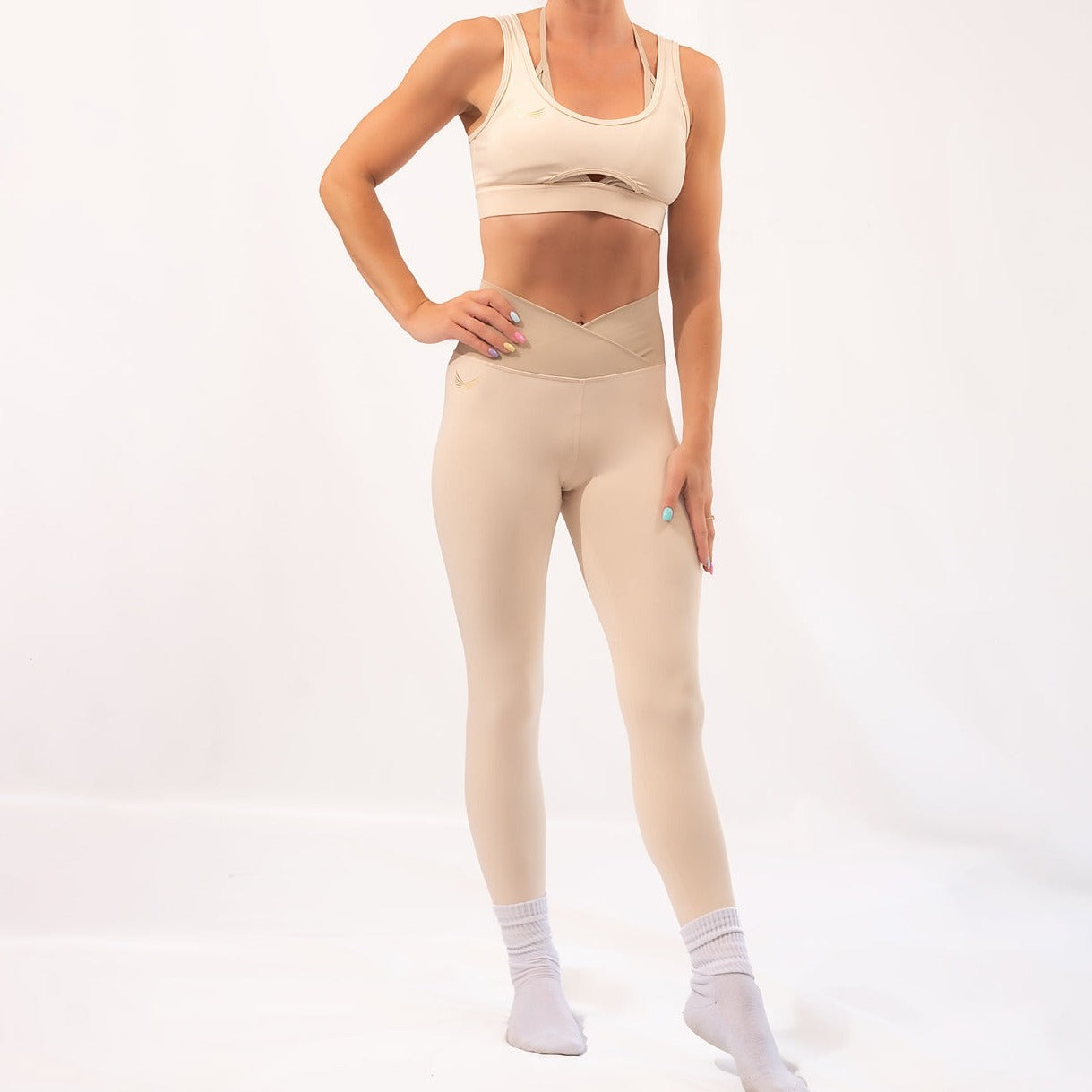 NKD V Leggings- Nude